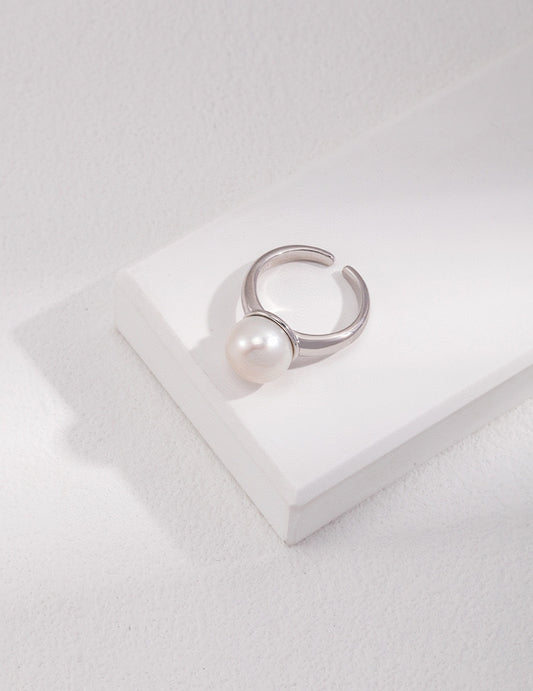Elegant Pearl Ring - ALEART