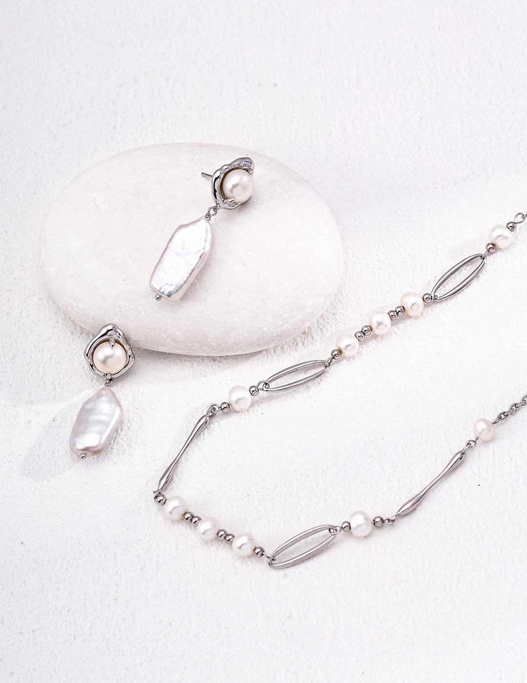 Baroque Pearl Drop Earrings