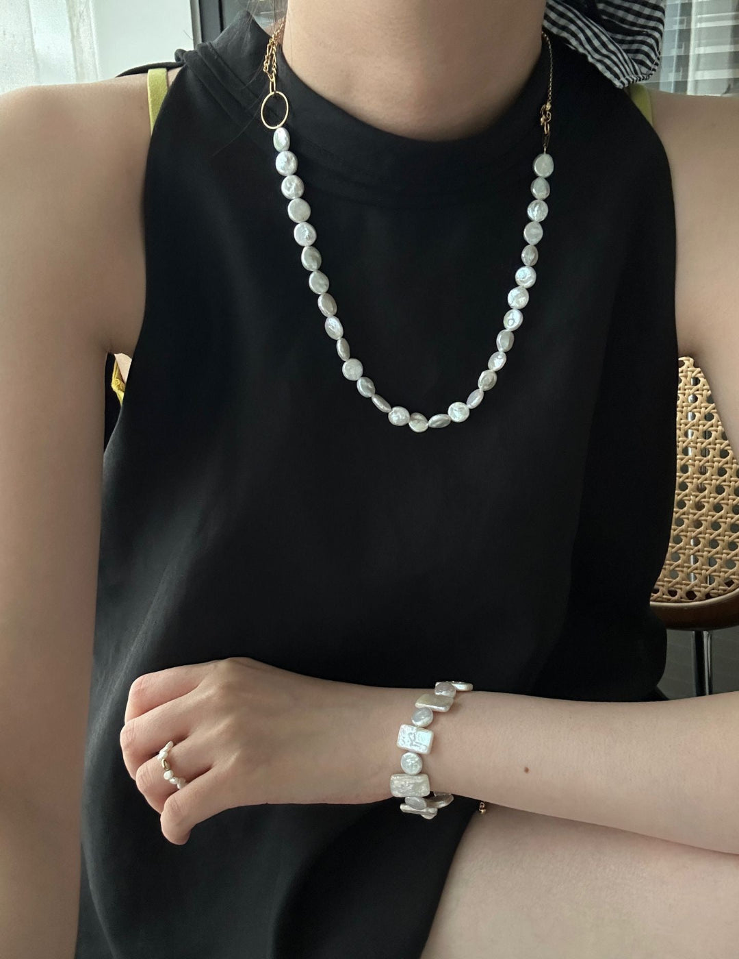 Baroque Pearl with Gold Chain