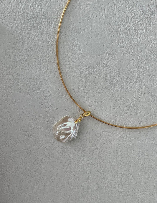 Gold Petal Necklace - ALEART