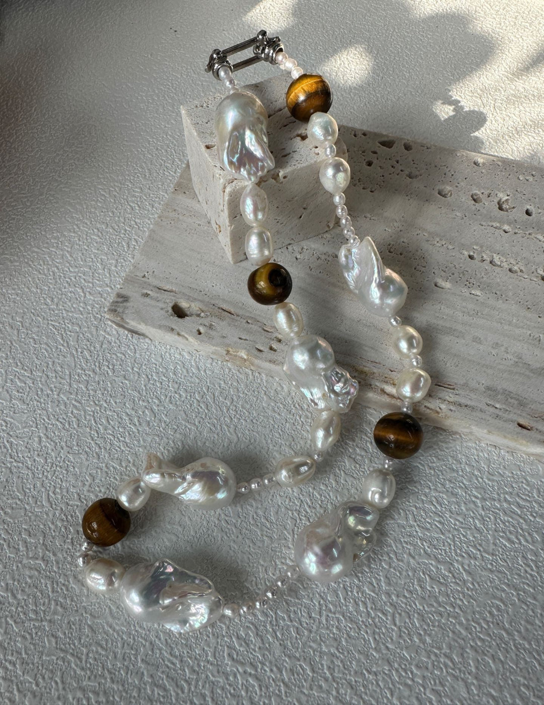 White Elegance Baroque Pearl & Amber Necklace - ALEART
