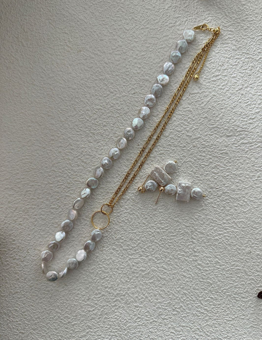 Baroque Pearl with Gold Chain
