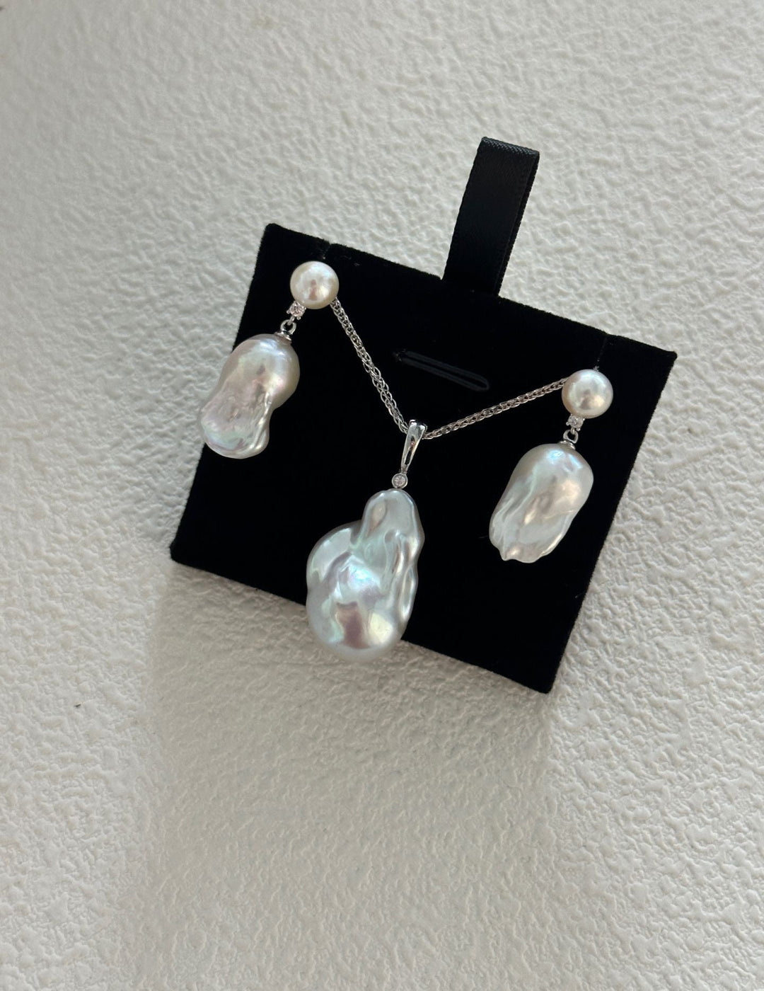 Lustrous Mini Baroque Earrings