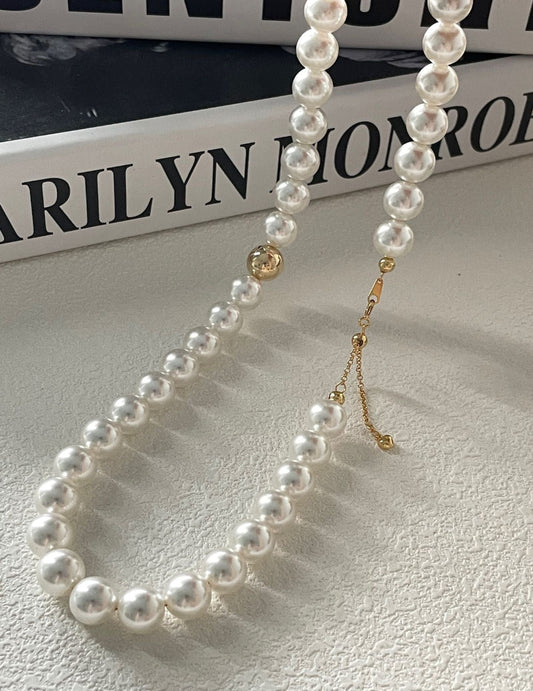 Large Pearl & Gold Ball Necklace - ALEART