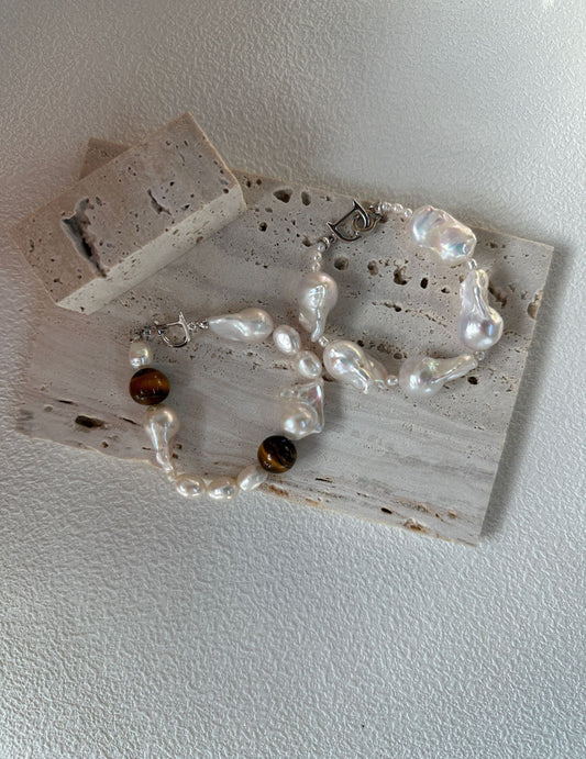White Elegance Baroque Pearl & Amber Bracelet - ALEART