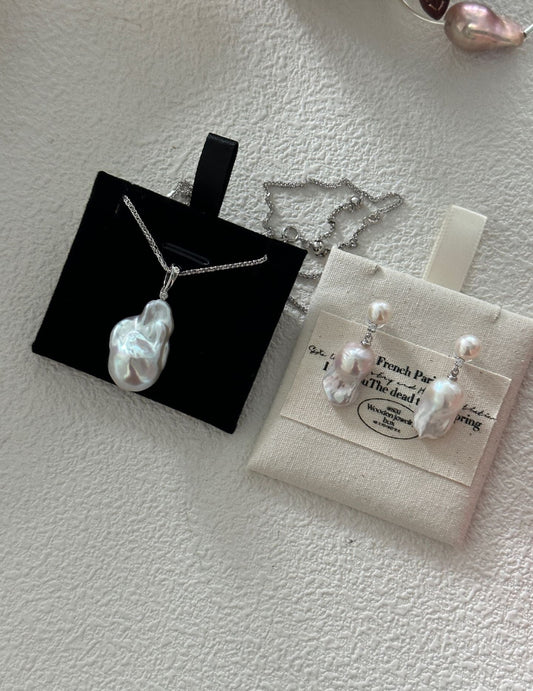 Lustrous Mini Baroque Earrings