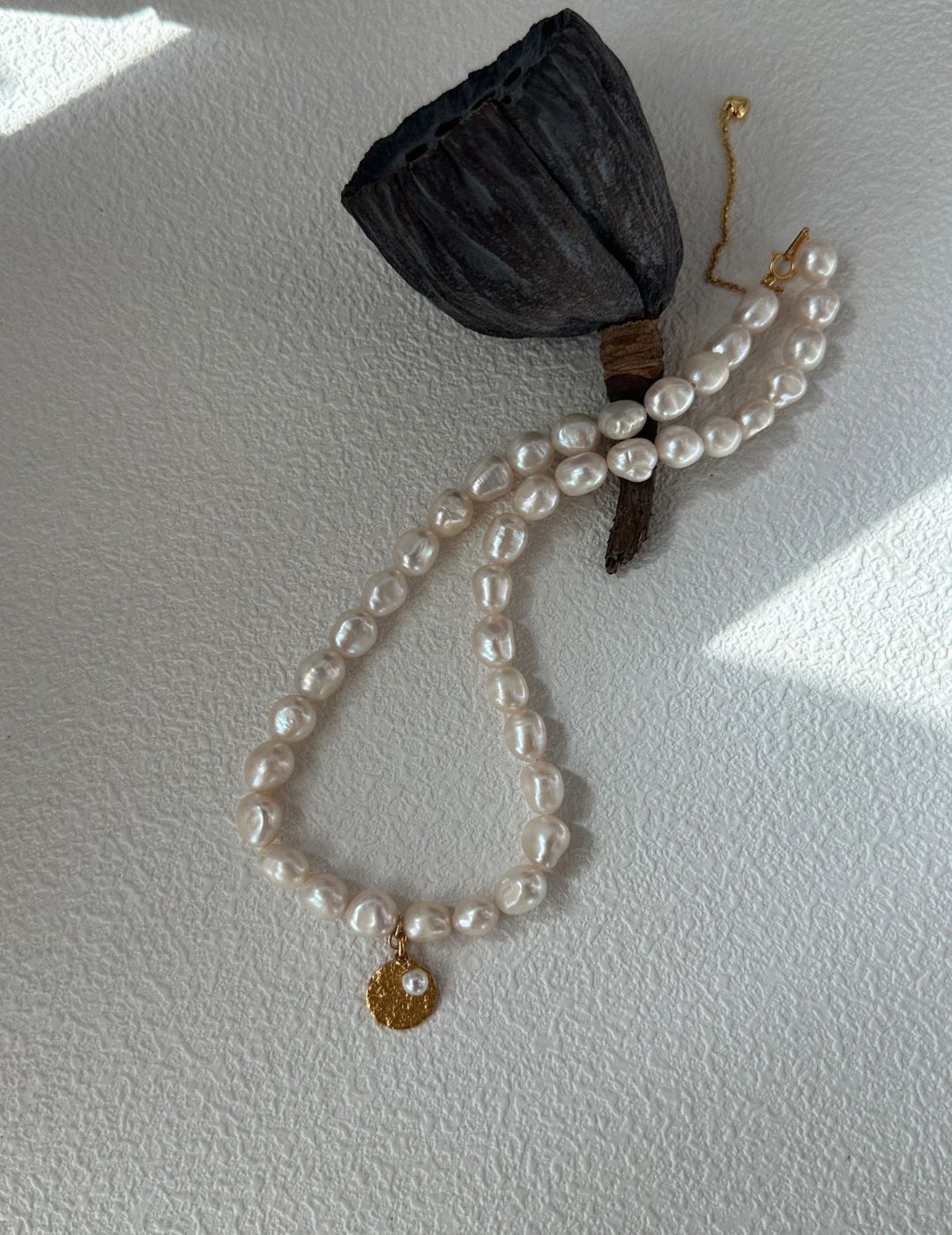 French Chic Pearl Necklace with 18K Gold-Plated Pendant Charm