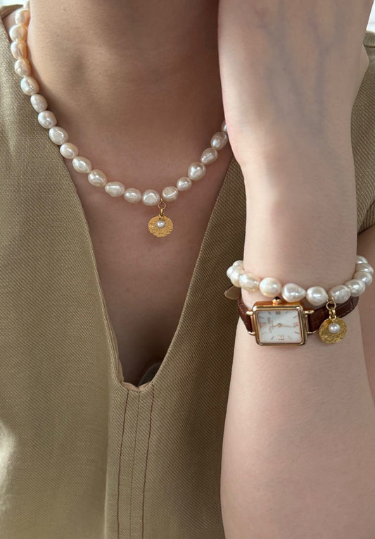 French Chic Pearl Necklace with 18K Gold-Plated Pendant Charm