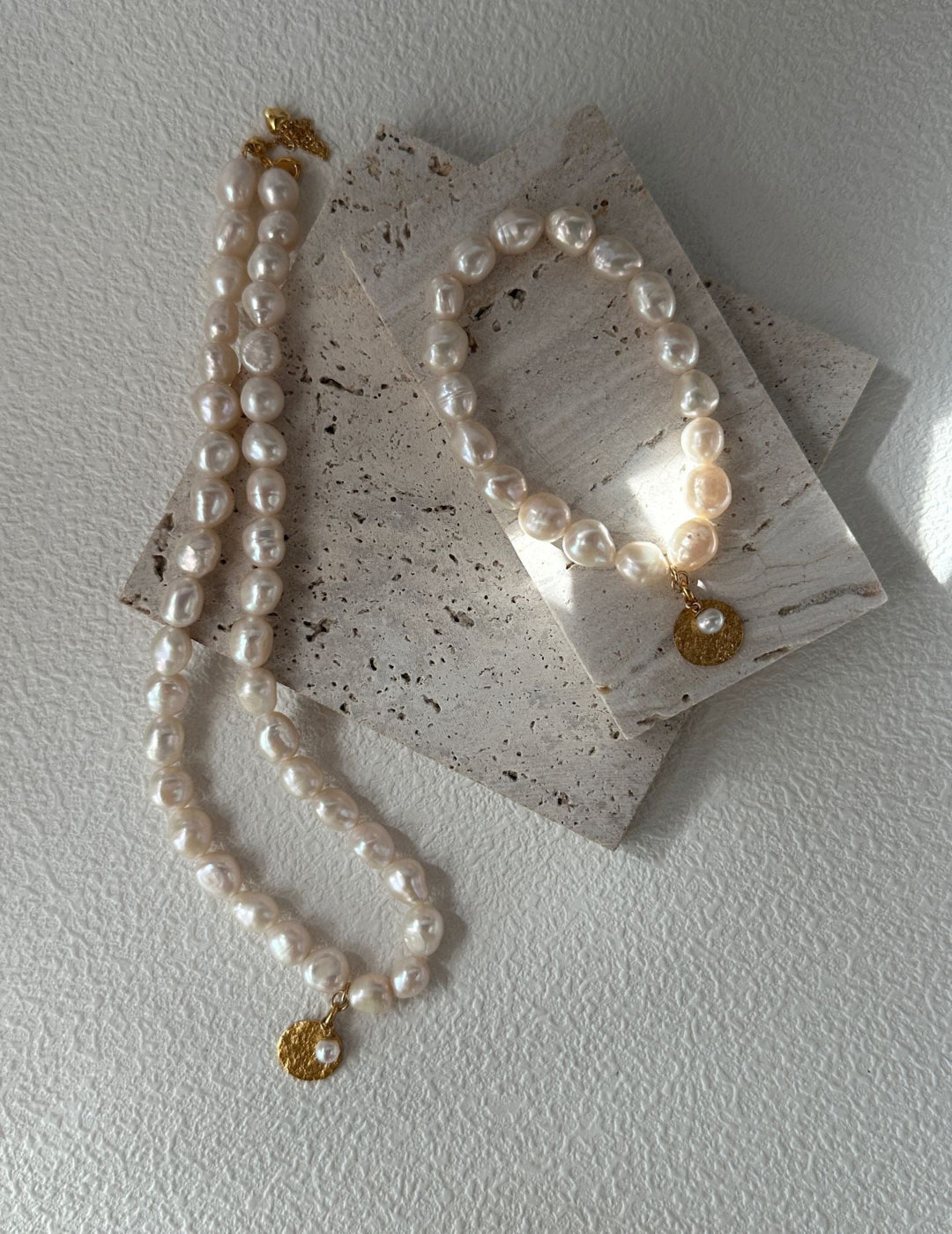 French Chic Pearl Necklace with 18K Gold-Plated Pendant Charm